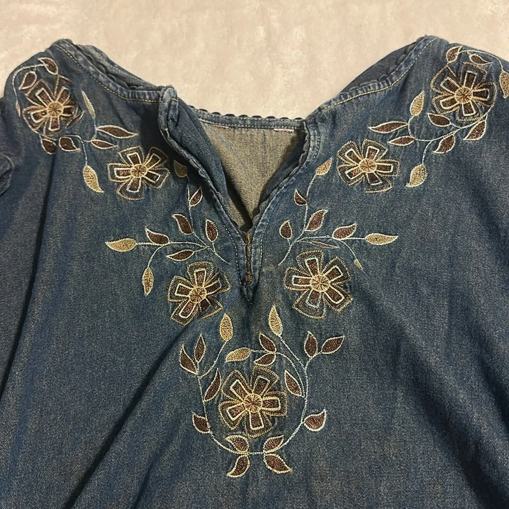 Embroidered Denim Top - Picture 3 of 3